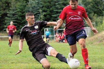 TSV: Erst Traktor fahren, dann Halbfinale - Trifft der beste Torjäger der Mittelsachsenliga auch im Kreispokal? David Krauße (r.) ist am Sonntag beim BSC II gefordert.