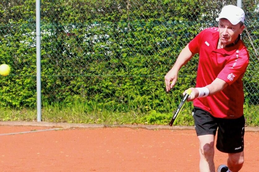 TSV-Tennisspieler schlagen zum Saisonauftakt Marienberg - 