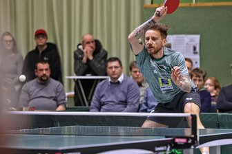 TTC Sachsenring Hohenstein-Ernstthal: Fernduell um den Klassenerhalt in der 2. Tischtennis-Bundesliga - Jakub Kosowski und seine Mitspieler vom TTC Sachsenring haben am Sonntag eine schwere Aufgabe gegen den Tabellenvierten Jülich zu bewältigen.
