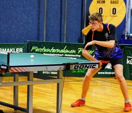 TTV: Ein paar Wünsche sind noch offen - Jimmy Wallner zählt aktuell zu den erfolgreichsten Tischtennis-Hoffnungen beim TTV Tirpersdorf. Gute Trainingsbedingungen sollen dabei helfen, ihn und andere Talente im Verein zu halten.