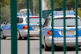Tumultartige Szenen vor Asylunterkunft unter Bewohnern -