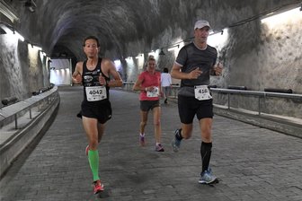 Tunnelblick mal anders: Edelweißlauf besticht mit Streckenverlauf - Der Edelweißlauf führt auch dieses Jahr wieder durch den ehemaligen Eisenbahntunnel von Schwarzenberg.
