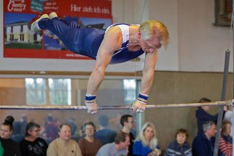 Turner aus Gersdorf schlagen sich bei großem Jubiläum tapfer - Volker Löffler von Blau-Weiß Gersdorf (hier bei einem früheren Wettkampf) holte in Freyburg Silber.