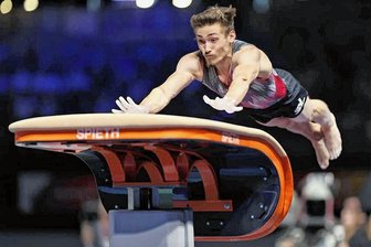 Turner schafft Sprung zur EM - Das Foto zeigt Nick Klessing bei der Deutschen Meisterschaft 2022 in Berlin. Dort konnte sich der Vogtländer den Sprung-Titel sichern. 