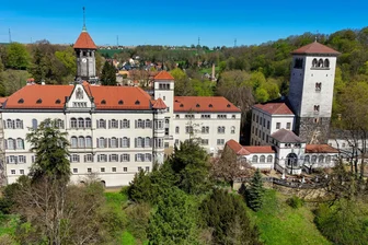 Dreharbeiten in Waldenburg: Schloss und Park werden fast zwei Wochen zur Filmkulisse - Die Dreharbeiten im Schloss in Waldenburg beginnen am Mittwoch. Sie dauern wahrscheinlich knapp zwei Wochen.