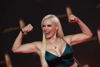 TV-Star Katzenberger, Ex-Puhdys-Frontmann Birr, Torwart-Ikone Gulácsi & Co.: Lebensbeichten auf der Leipziger Buchmesse - Reality-TV-Star Daniela Katzenberger zeigt nicht nur gern ihren gestählten Körper. Sie hat auch ein Buch verfasst, in dem sie humorvoll erzählt vom Tag, an dem die Jeans platzte, bis hin zu ihrem Auftritt bei einem „Miss-Universe-Wettbewerb“.