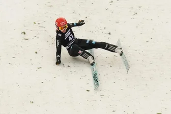 Two Nights Tour im Skispringen: Wie hat Selina Freitag aus dem Erzgebirge ihren Sturz verdaut? - Das soll nicht nochmal passieren: Selina Freitag bei ihrem Sturz in Engelberg.