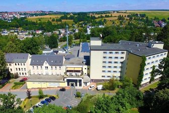 Über 1000 Unterstützer der Petition für Paracelsus-Klinik - Die Paracelsus-Klinik Reichenbach. Zurzeit läuft eine Petition für deren Erhalt. Auch eine Rekommunalisierung soll in diesem Zusammenhang geprüft werden, fordert CDU-Landtagsabgeordneter Stephan Hösl als Initiator. 