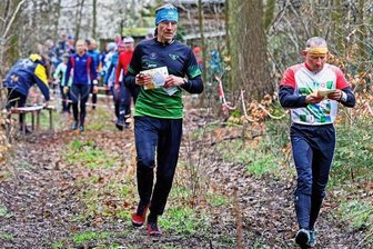 Über Stock und Stein - Mit Karte und Kompass ausgestattet machten sich in Hohenstein-Ernstthal insgesamt 178 Läuferinnen und Läufer auf den Weg.