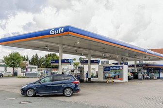 Überfall auf Autohof Treuen: Geldräuber kassiert nervös ab - Der Treuener Autohof ist die ganze Woche gut frequentiert von Truckerfahrern und Bistro-Gästen. Sonntag ist der schwächste Tag.