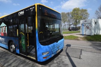 Überfall auf Busfahrer: Tätern droht lange Haft - Die Endstelle an der Dresdner Straße wurde nicht zum ersten Mal zum Tatort. Nach dem Gang zur Toilette wurde dort am Ostersonntag gegen 21.40 Uhr ein Busfahrer zusammengeschlagen und ausgeraubt. 