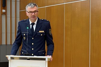 Überfallserie in Plauen: Polizeichef kündigt intensive Ermittlungen an - Plauens Revierleiter Daniel Kurzbach nahm am Dienstag im Plauener Stadtrat Stellung zu den Ereignissen der vergangenen Wochen.