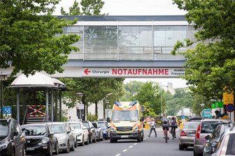 Übergriffe in Uniklinik Dresden: Immer mehr Angriffe aufs Krankenhauspersonal - Die Notaufnahme der Uniklinik in Dresden. Hier eskaliert es besonders häufig.