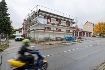 Überraschungen beim Feuerwehrgerätehaus Hohenstein-Ernstthal: Was bedeutet das für Kosten und Zeitplan? - Anbau am Feuerwehrgerätehaus in Hohenstein-Ernstthal.