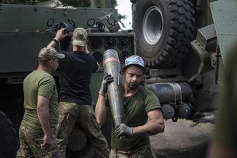 Ukraine-Krieg: Kandidaten aus Mittelsachsen für Friedensverhandlungen - Waffenlieferungen an die Ukraine sind unter Kandidaten aus Mittelsachsen umstritten.