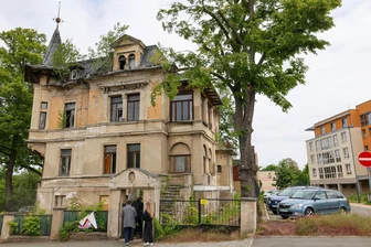 Ulrich-Villa in Glauchau: Wie die Internet-Petition läuft - Die Ulrich-Villa an der Wettiner Straße in Glauchau soll abgerissen werden.