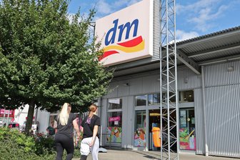 Umbau im DM-Markt in Meerane beginnt: Was sich für die Kunden alles ändert - Der DM-Markt im A4-Center in Meerane verfügt über eine Verkaufsfläche von 570 Quadratmetern.