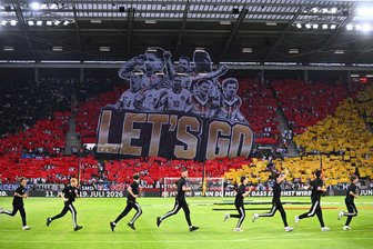 Umfrage: Viele Fans verzichten auf WM-Spiele zu Randzeiten - Bald geht es los: Die Fußballfans in Deutschland fiebern der WM entgegen. (Archivbild)