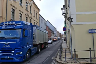 Umgehungsstraßen-Pläne für Oederan einen Schritt weiter: Kommt Entlastung für die B 173? - Die Fahrbahn der Bundesstraße 173 ist im Zentrum von Oederan teilweise extrem eingeengt.