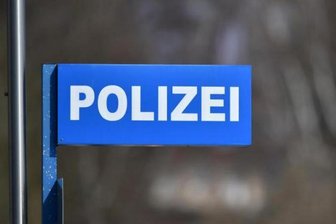 Unbekannte brechen in Wohnungen und Geschäft ein - Zwei Mehrfamilienhäuser sind in Freiberg und Döbeln in der Nacht zum Samstag zum Ziel von Einbrechern geworden. Die Diebe hinterließen teils erheblichen Sachschaden.