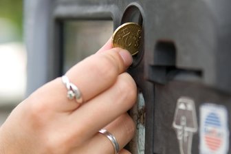 Unbekannte haben Parkautomaten am Plauener Stadtbad im Visier - Lohnt sich ein Einbruch im Parkautomat?