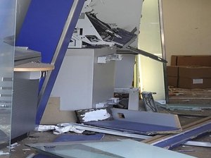 Unbekannte sprengen Geldautomat in Chemnitz -