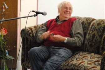 Unbekannte Werke eines verstorbenen Limbacher Künstlers kehren in die Stadt zurück - Der verstorbene Limbacher Künstler Joachim Walter an seinem 90. Geburtstag in der Tischlerei Hösel.