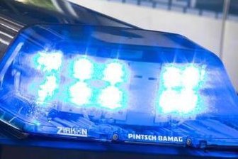 Unbekannter belästigt Schülerinnen in Regionalbahn -