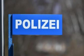 Unbekannter gibt sich als Polizist am Telefon aus - Mehrere Plauener haben Anrufe erhalten von einem Unbekannten, der sich als "Herr Weber" vom Polizeirevier Plauen bzw. der Kriminalpolizei ausgab.