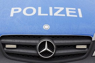 Unbekannter ohrfeigt Kind - Polizei sucht Zeugen -