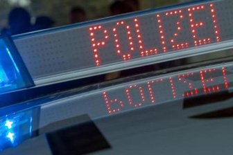 Unbekannter überfällt 19-Jährige in Chemnitzer Zentrum - Polizei bittet um Hinweise -