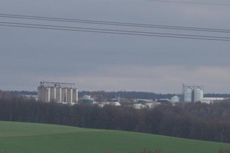 Und plötzlich sind die Silos weg - Noch vor drei Wochen waren die markanten Behälter zu sehen. 