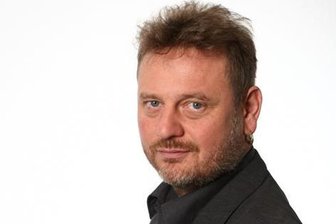Und wer schützt die Flüchtlingshelfer? - 