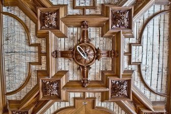 Unentdeckte Orte: Villa aus Falkensteiner Glanzzeit - Ein echter Hingucker: die Decke.