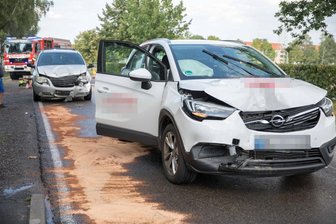 Unfall am Ortsausgang Freiberg: Drei Autos kollidieren auf B 101 - 