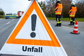 Unfall am Sonntagmorgen in Meerane: Motorradfahrer schwer verletzt - Bei einem Unfall in Meerane hat sich ein Motorradfahrer schwer verletzt.