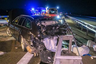 Unfall auf A72: Sechs Verletzte und mehr als 70.000 Euro Schaden -
