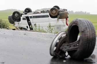 Unfall auf B 169 bei Neuensalz: Drei Verletzte - 