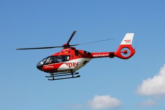 Unfall auf B 173 in Memmendorf: Motoradfahrer schwer verletzt - Nach einem Unfall auf der B 173 war ein Hubschrauber im Einsatz, hier ein Illustrationsfoto.