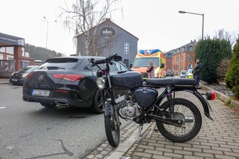 Unfall auf der Zwickauer Straße in Meerane: Polizei beziffert Schaden auf 10.000 Euro - Auf 10.000 Euro wird der Sachschaden nach dem Unfall in Meerane beziffert.