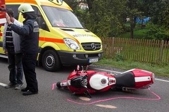 Unfall in Freiberg: Krad-Fahrer schwer verletzt -