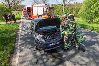 Unfall in Hohenstein-Ernstthal: Sperrung am Badberg - Nach dem Unfall war der Badberg kurzzeitig voll gesperrt.