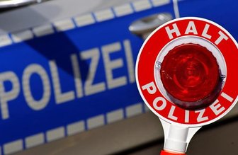 Unfall legt Verkehr auf der B 175 lahm -
