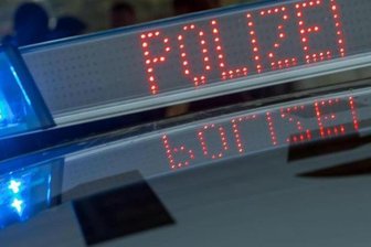 Unfall mit acht Fahrzeugen auf der A4 am Dreieck Nossen - 