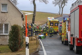 Unfall mit drei schwer Verletzten -