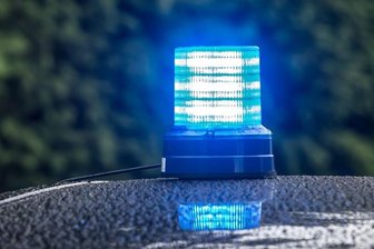 Unfall mit E-Bike: Seniorin schwer verletzt - Eine 80-Jährige auf einem E-Bike hat sich bei einem Unfall auf der Holbeinstraße in Plauen schwer verletzt.
