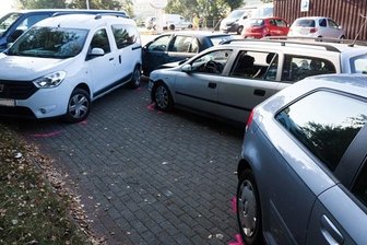 Unfall mit sechs beschädigten Fahrzeugen - 