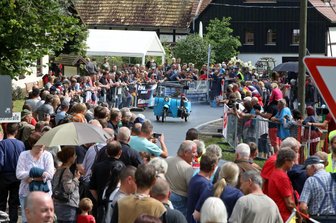 Unfall überschattet Waldenburger Oldtimer-Klassiker - Rund 1000 Besucher verfolgten die Sprint- und Geschicklichkeitsläufe am Sonntag.