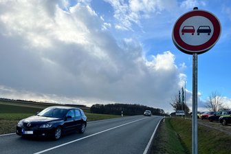 Unfallschwerpunkt B 173: Verkehrsbehörde reagiert mit Überholverbot zwischen Lichtentanne und Schönfels - Seit kurz vor Weihnachten besteht auf der B 173 zwischen Lichtentanne (Foto) und Schönfels in beide Fahrtrichtungen ein Überholverbot. Die Verkehrsbehörde begründet es mit dem Unfallgeschehen in diesem Bereich.