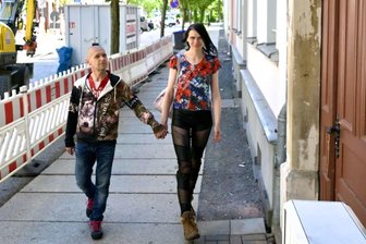 Unfreiwillig wohnungslos: Wie glücklich sich ein Zwickauer Paar nach Monaten auf der Straße wieder fühlt - Laura Sch.* und Ralf Sch.* sind ein Paar. Sie haben sich im Wohnungslosentreff in der Römerstraße kennengelernt.